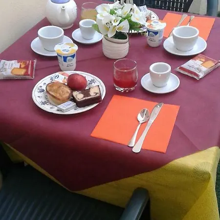 La Torre 住宿加早餐酒店 莫尔恰诺迪莱乌卡